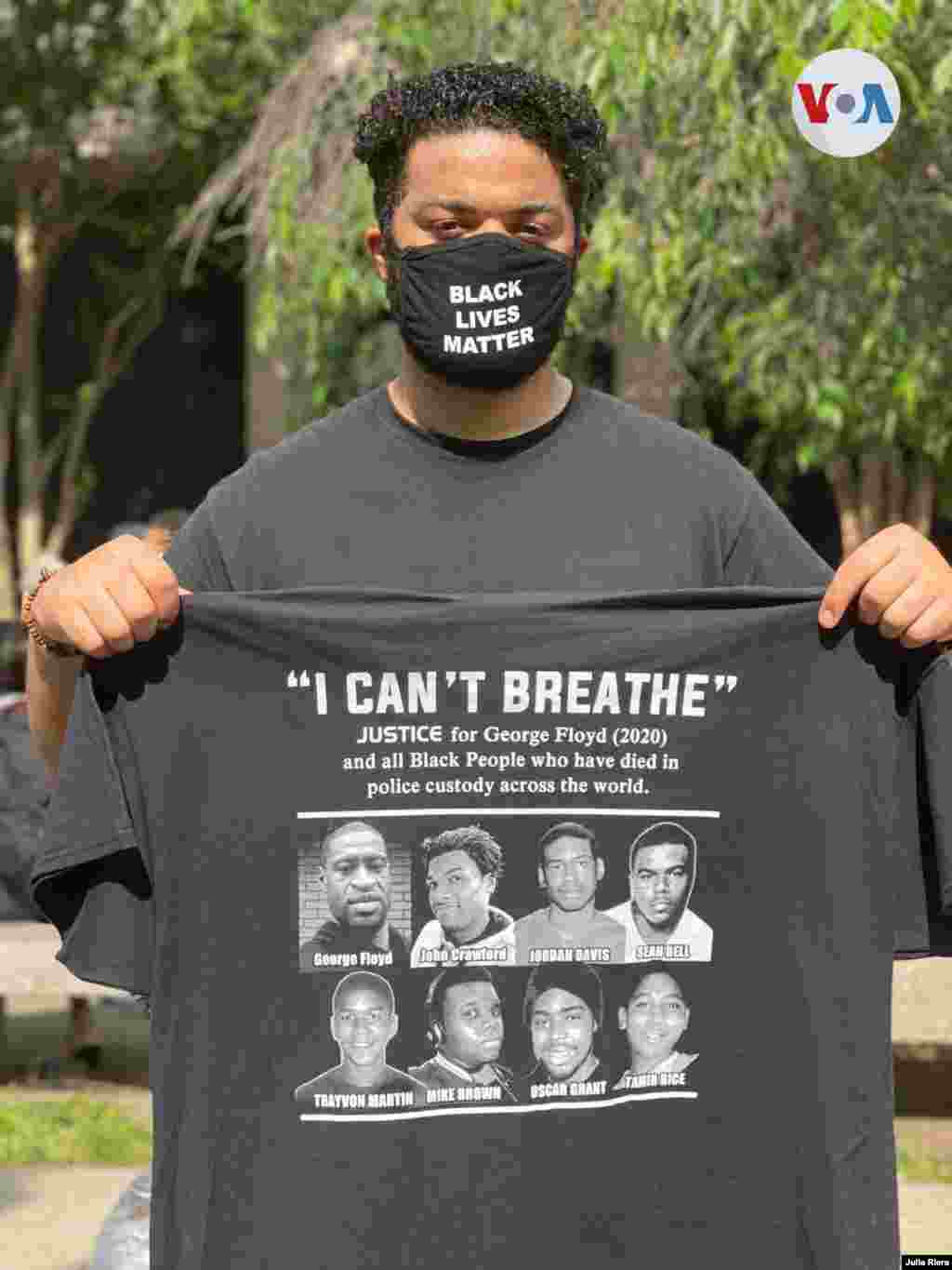 &quot;No puedo respirar&quot; la frase que han repetido varias v&#237;ctimas mortales del abuso policial en Estados Unidos, es vista en una camiseta mostrada por un manifestante que particip&#243; el s&#225;bado 6 de junio en las protestas en la capital de Estados Unidos.