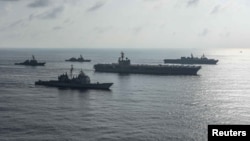 미 해군 로널드레이건 항모강습단이 지난 2018년 8월 남중국해에서 일본 해상자위대와 연합훈련을 실시했다.