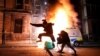 Protes Menentang RUU di Inggris Diwarnai Kekerasan 