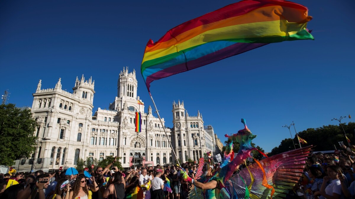 Thousands Take Part in Global Gay Rights Parade in Madrid