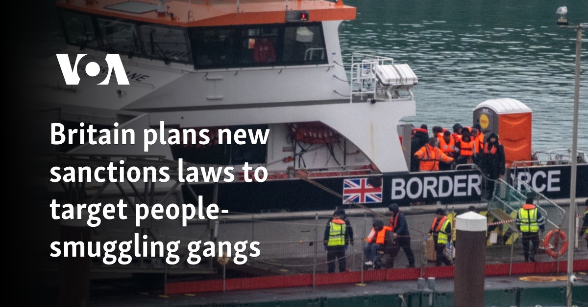 Britain plans new sanctions laws to target people-smuggling gangs