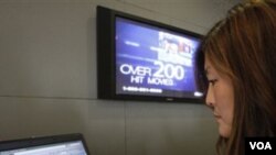 Reporteros Sin Fronteras señala que el acceso libre a Internet es vital para construir y mantener puentes entre los usuarios.