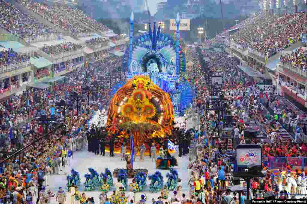 Brasil- Carnaval 2017 - Desfile na Sapucaí - Beija-Flor - Grupo Especial. Foto: Fernando Grilli / Riotur