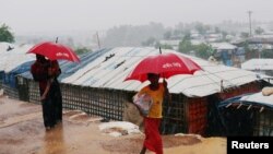 A Rohingya refugee 