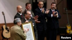 En febrero de 2015, el presidente cubano Raúl Castro los reconoció como "Héroes de la República".