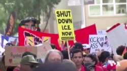 Rûniştvanên Kalîfornîya yên Bê Belge Daxwza Alîkarîyê Dikin