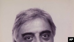 حه‌سه‌ن قازی: ئاکه‌په‌ له‌ لایه‌ک وتو و وێژ له‌گه‌ڵ ب. د. پ ده‌کات و له‌ لایه‌ک هێرش ده‌باته‌‌ سه‌ر بزوتنه‌وه‌ی چه‌کداری کوردی