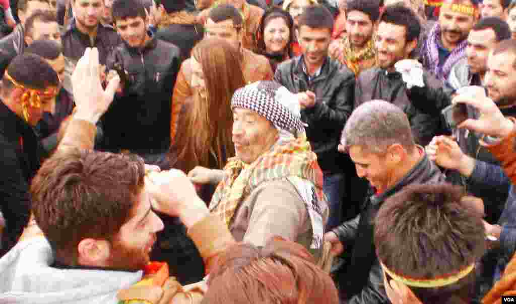 Newroz li Stenbolê
