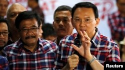 Basuki Tjahaja Purnama, surnommé "Ahok", à droite, Jakarta, Indonésie, le 16 novembre 2016