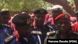 Hotunan Mukadashin Sufeton Yan Sanda da Kwamandan Runudnar Tsaro Ta musamman A Maiduguri