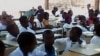 Cabinda: Centenas de alunos recusam escola sem tecto