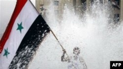 Hàng trăm ngàn người biểu tình tại Syria, 4 người thiệt mạng