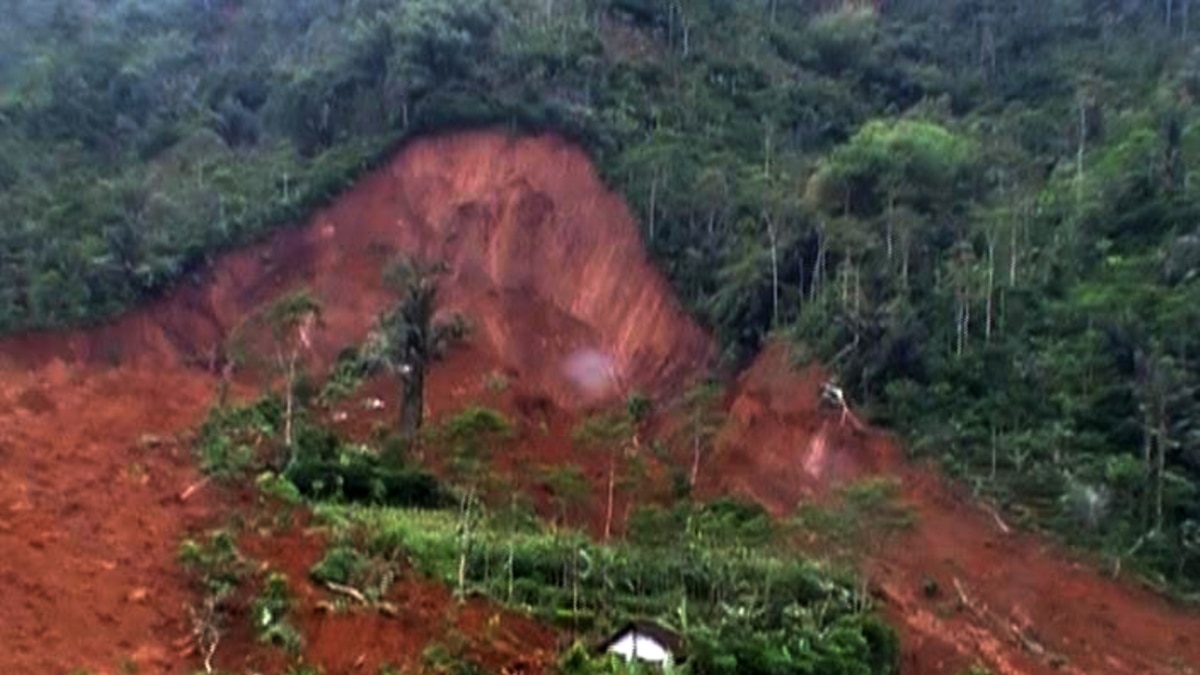 Satu Dusun Tertimbun Tanah Longsor Di Banjarnegara Jawa Tengah