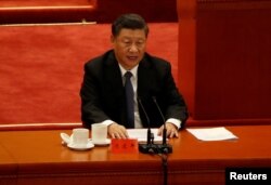 시진핑 중국 국가주석이 지난 23일 베이징에서 열린 한국전 참전 70주년 행사에서 연설하고 있다.