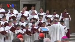 اجرای گروه کر کلیسای سیستین در واتیکان یکی از قدیمی‌ترین گروهها در آمریکا