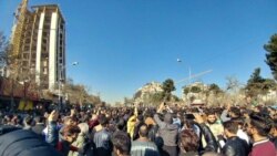 ငြိမ်းချမ်းစွာ ဆန္ဒပြသူ အီရန်ဖမ်းဆီးမှု ကန်ရှုတ်ချ
