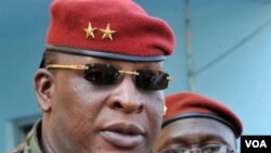 Jenderal Sekouba Konate, pemimpin pemerintahan transisi di Guinea, yang mengadakan pemilu baru lalu.