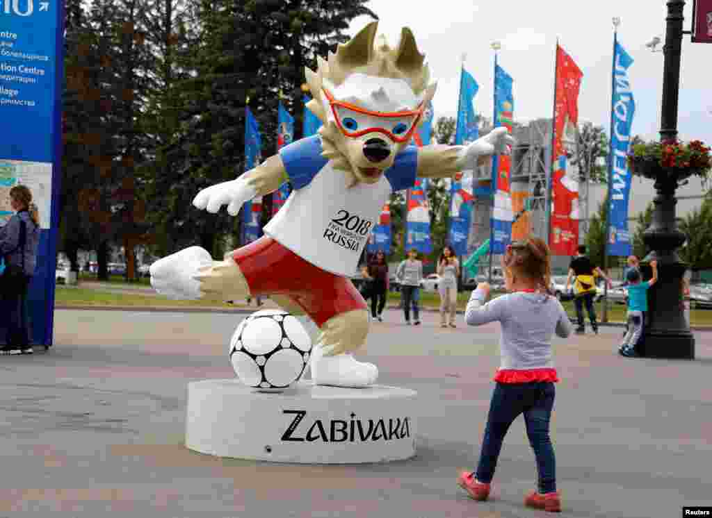 ورزشگاه سن پترزبورگ یکی از میزبان&zwnj;های رقابت&zwnj;های جام جهانی ۲۰۱۸ روسیه است.&nbsp;در ورزشگاه سن پترزبورگ هفت مسابقه انجام می&zwnj;شود که مهمترین آنها بازی ایران و مراکش در مرحله مقدماتی است. &nbsp;