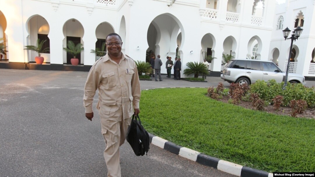 Tundu Lissu, umunyepolitike atavuga rumwe na reta ya Tanzaniya. 