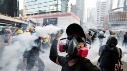 时事大家谈：香港警方首次警告实弹镇压 抗议者应否“见好就收”？