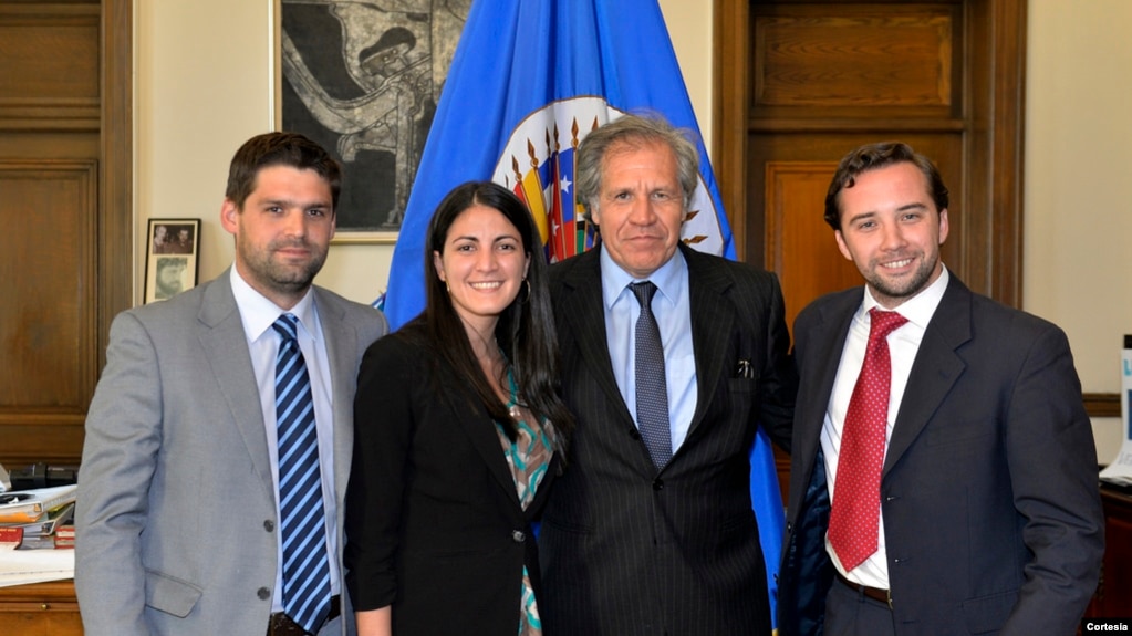 El Secretario General de la OEA, Luis Almagro y Rosa María Paya, Felipe Algorta y Nicolás Albertoni, presidenta y miembros de la RedLat. 