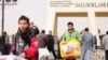 Người nước ngoài chạy trốn bạo động ở Libya