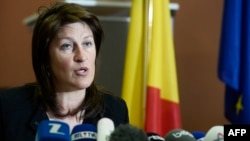 比利時運輸部長加蘭特4月15日在一個記者會上宣布辭職。