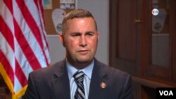 Congresista Darren Soto considera una "injusticia" que los venezolanos no tengan TPS.