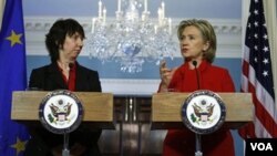 Clinton y Catherine Ashton discutieron la situación en Washington.