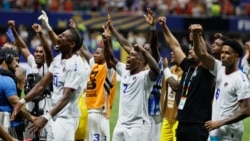 [오늘의 월드컵] 강팀들의 연이은 무승부 이변… 세계 최대 스포츠 기구 'FIFA'의 역사