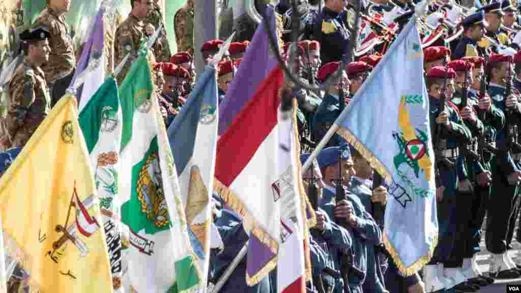 Lebanon mendeklarasikan kemerdekaan dari Mandat Perancis pada 1943 dan parade militer ini untuk menandai hari deklarasi itu, Beirut, Lebanon, 22 November 2017.