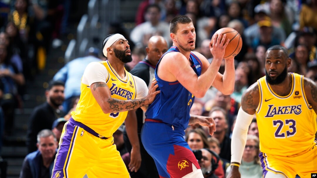 Lakers vs Nuggets 
