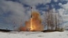 Arhiva - Interkontinentalna balistička raketa Sarmat prilikom probnog lansiranja u reginu Arhangeljska.