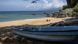 Dua perahu terbalik di luar wilayah pesisir Madagaskar, di Samudra Hindia (foto: ilustrasi). 