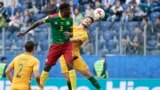 Umukinyi wa Kameruni, André-Franck Zambo Anguissa mu rukino na Australia