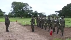 Forças Armadas exibem equipamento ante críticas na luta contra o terrorismo em Cabo Delgado