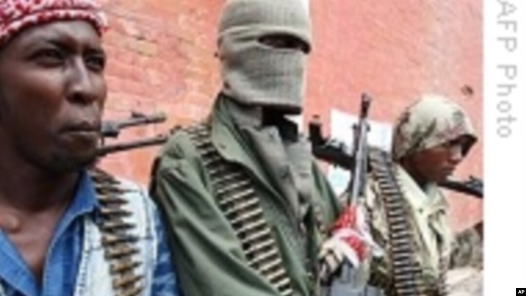 Somali Islamists Reportedly Prepare for Battle Over Port City