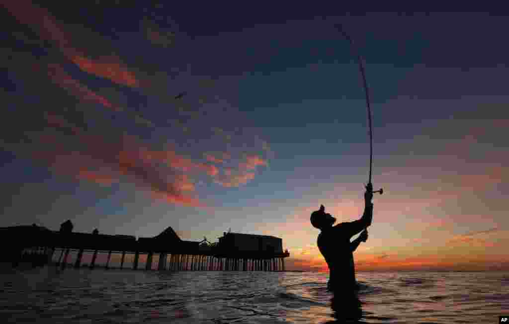 ماهیگیری به هنگام سپیده دم در ایالت مین