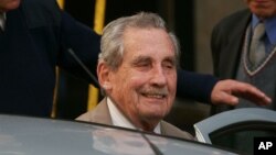 El teniente general Gregorio Álvarez padecía de demencia senil.