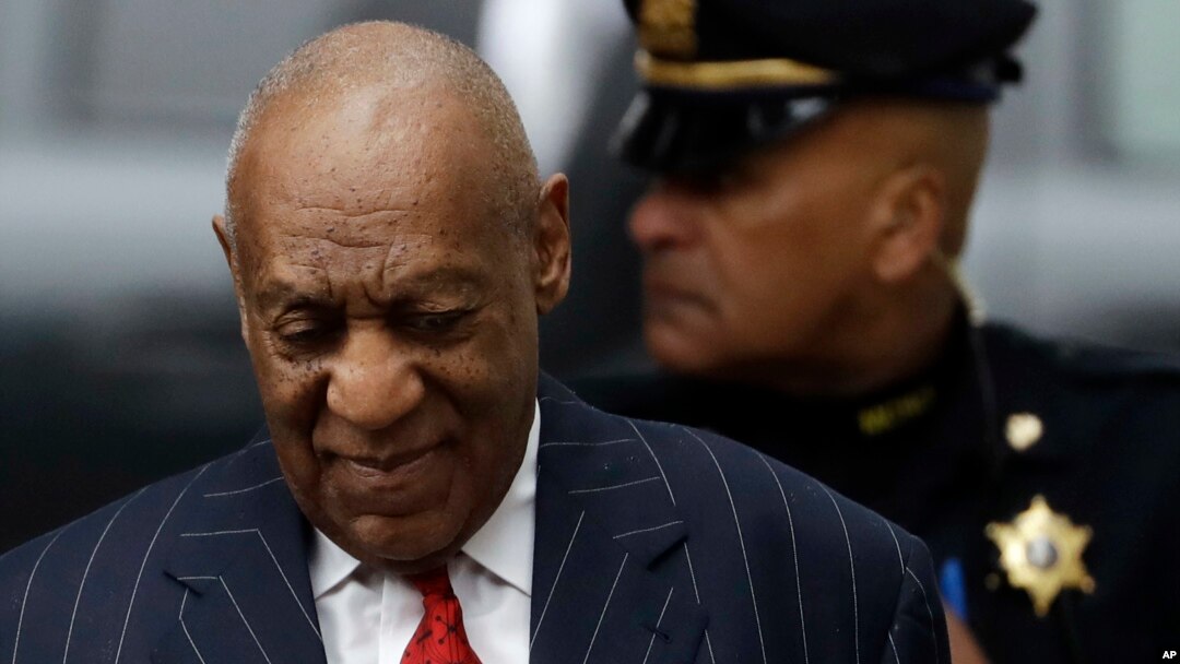 Comedian Bill Cosby arrives for a pretrial hearing in his sexual assault case, March 29, 2018, at the Montgomery County Courthouse in Norristown, Pennsylvania.
