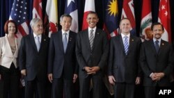 Барак Обама среди участников саммита APEC