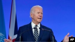 El presidente Joe Biden habla ante una audiencia en la Cumbre Climática en Glasgow, Escocia el 1 de noviembre de 2021. Archivo.