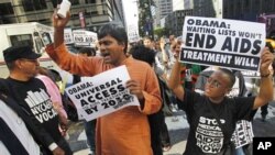 Egyptians mourn over the bodies of their relatives in the El-Iman mosque, Thursday, Aug. 15, 2013.