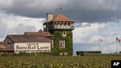 FILE - View of the Chateau Smith Haut Lafitte, a Grand Cru classé de Graves, Friday, Sept. 22, 2023 in Martillac, outside Bordeaux, southwestern France.