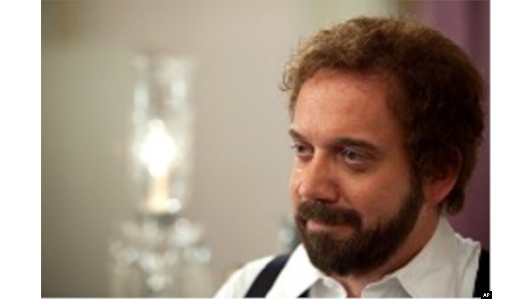Paul Giamatti as Barney
