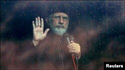 Ulama Tahir ul-Qadri yang memiliki banyak pengikut di Pakistan (Foto: dok).