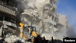 Aleppo သူပုန်ထိန်းချုပ်ရာကို ဆီးရီယားလေကြောင်း တိုက်ခိုက်သတင်းဓါတ်ပုံများ