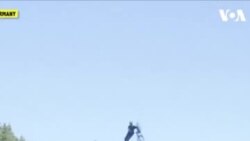 လေမှာပျံဝဲ စက်ဘီးစီးပြခဲ့တဲ့ ပိုလန်နိုင်ငံသား