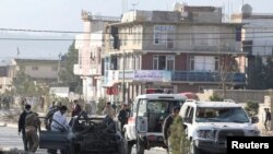 منابع افغان می گویند هدف این حمله شرکت امنیتی خارجی «گارد ورلد» بوده است. 