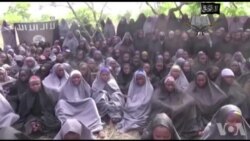 Arrivée à Abuja des 82 lycéennes de Chibok libérées (vidéo)